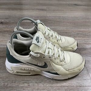 Nike‎ Air Max Shoes Excee Women’s Size 7.5 Green *CD5432-011